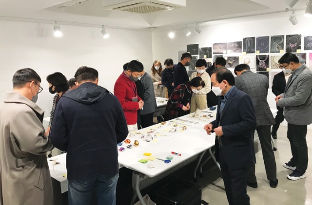 국제공모전심사둘399.jpg