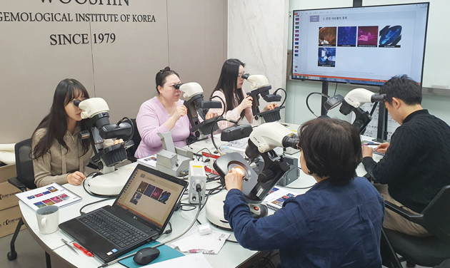 감정사협자료사진477.jpg
