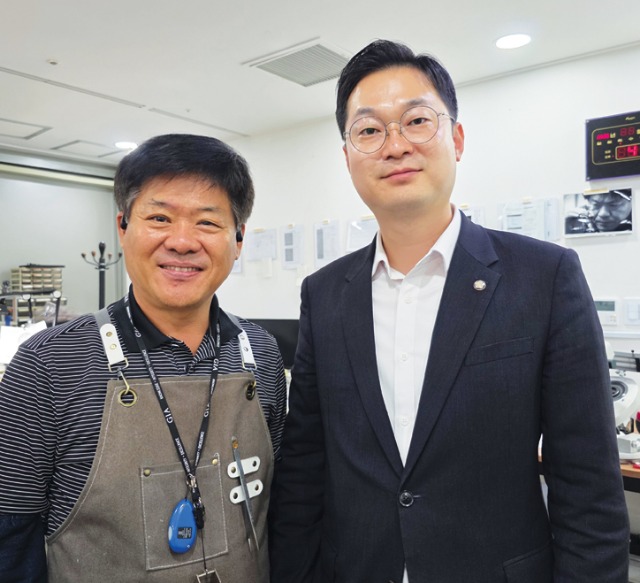 김동아젬앤젬스494.jpg