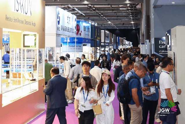 JGW_September_Opening_Day_PR_img_02_C.jpg